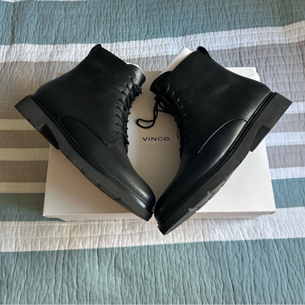 Vince Rae Combat Boot 9.5 Lug Sole Black Leather Bootie